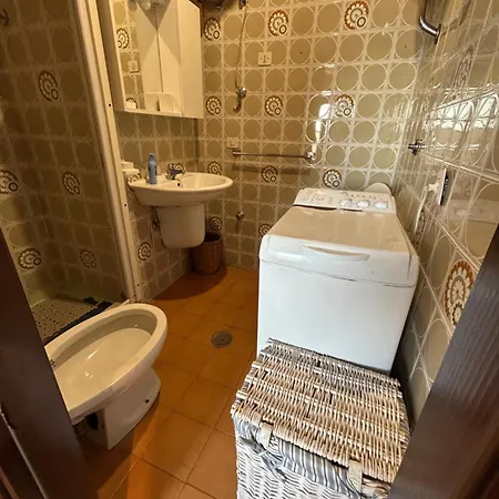 Donna Franca アパート